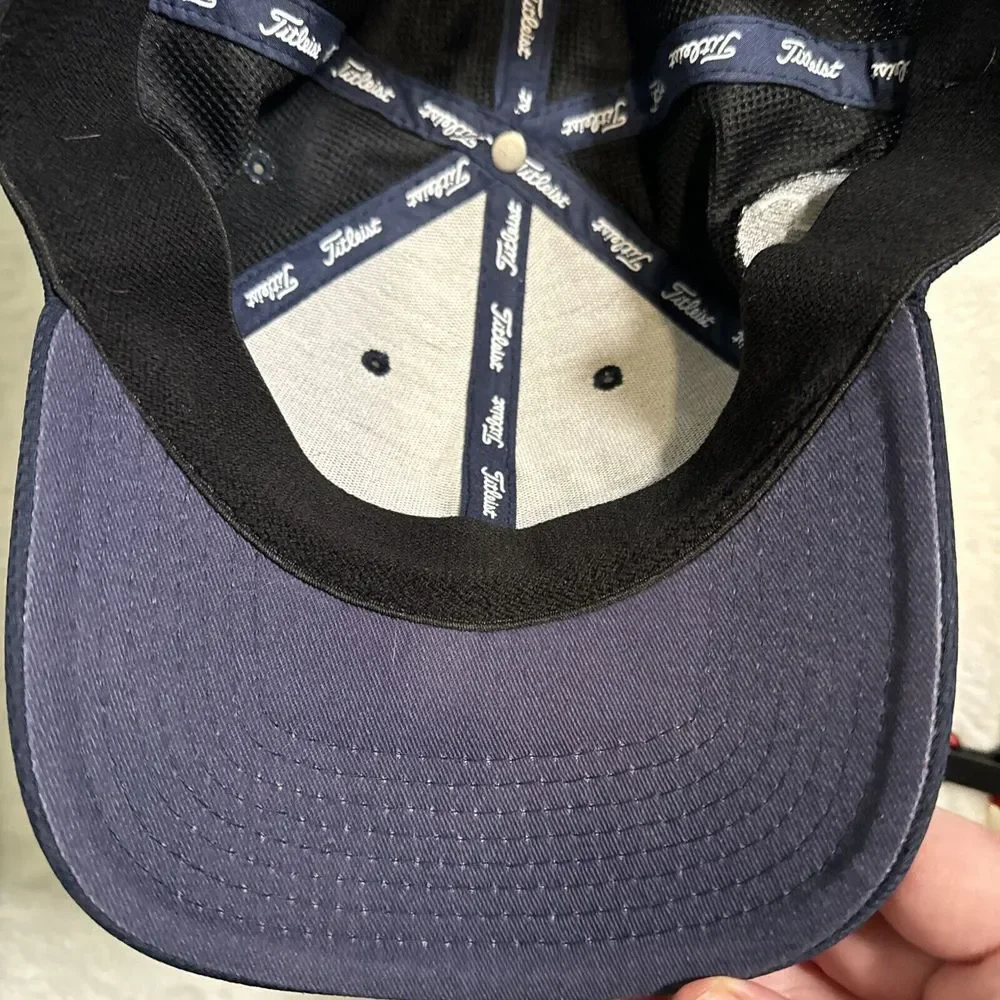 New‎ Era Titleist Golf  Mesh Flex Fitted L/XL Hat Cap Blue Company Logo